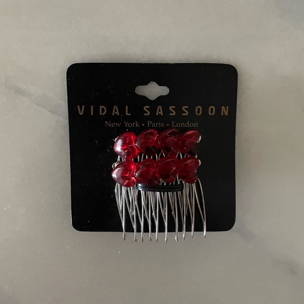 90s VTG Vidal Sassoon Heart Hair Comb Claw New